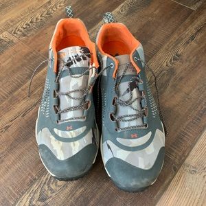 Under Armour Lightweight Shoes Men’s 14